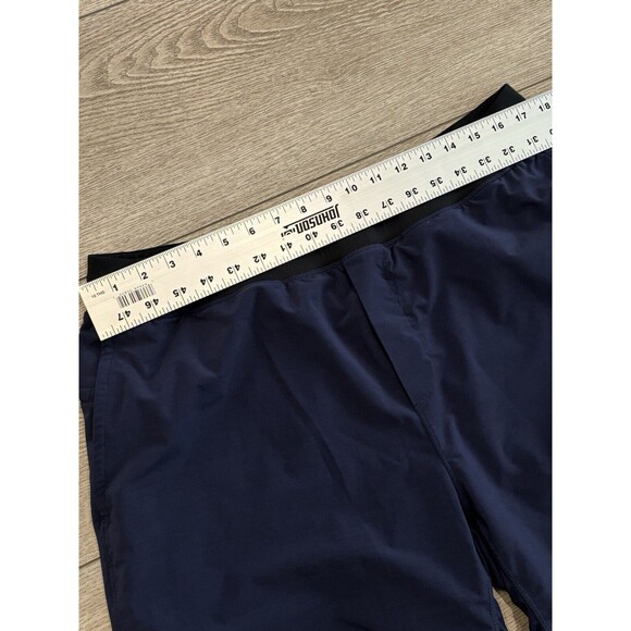 Fabletics Shorts Mens 2XL XXL Blue Black The Franchise Activewear Lined Gym - Picture 5 of 8